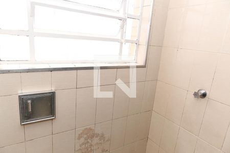 Casa à venda com 164m², 4 quartos e 4 vagas Casa à venda com 164m², 4 quartos e 4 vagasBanheiro Social