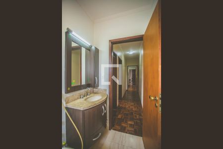 Casa para alugar com 270m², 3 quartos e 6 vagasBanheiro 2