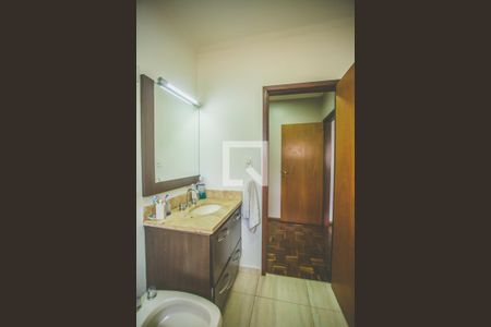 Casa para alugar com 270m², 3 quartos e 6 vagasBanheiro Suíte