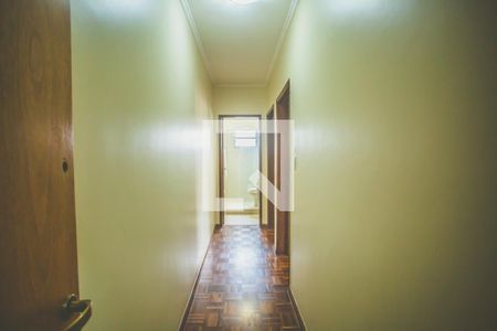 Casa para alugar com 270m², 3 quartos e 6 vagasCorredor - Quartos