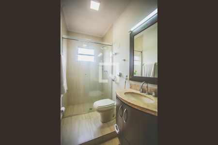 Casa para alugar com 270m², 3 quartos e 6 vagasBanheiro 2