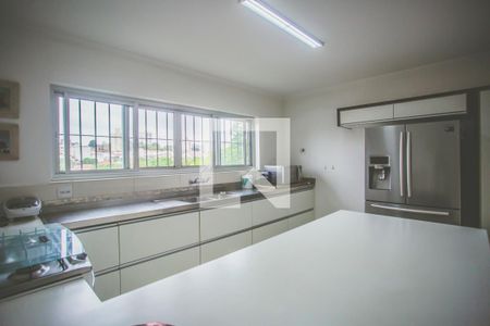 Casa para alugar com 270m², 3 quartos e 6 vagasCozinha