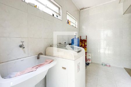 Casa à venda com 88m², 2 quartos e 2 vagas Casa à venda com 88m², 2 quartos e 2 vagasÁrea de Serviço