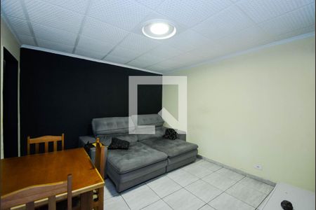 Casa à venda com 340m², 3 quartos e 3 vagas Casa à venda com 340m², 3 quartos e 3 vagasSala - Edícula