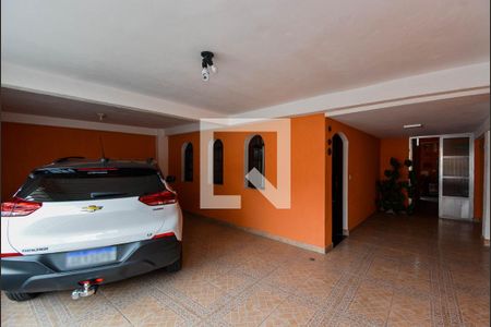 Casa à venda com 340m², 3 quartos e 3 vagas Casa à venda com 340m², 3 quartos e 3 vagasGaragem