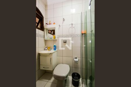 Casa à venda com 340m², 3 quartos e 3 vagas Casa à venda com 340m², 3 quartos e 3 vagasBanheiro da Suíte