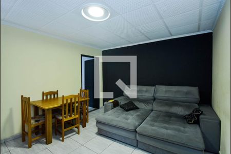 Casa à venda com 340m², 3 quartos e 3 vagas Casa à venda com 340m², 3 quartos e 3 vagasSala - Edícula