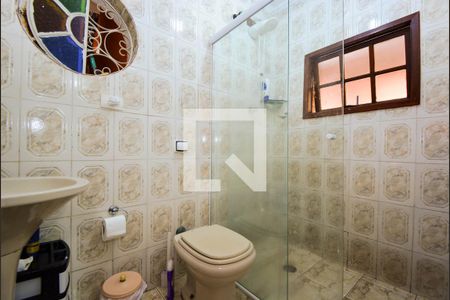 Casa à venda com 340m², 3 quartos e 3 vagas Casa à venda com 340m², 3 quartos e 3 vagasBanheiro - Edícula