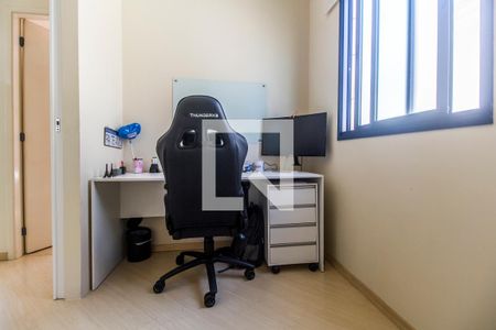 Casa de condomínio à venda com 200m², 4 quartos e 2 vagas Casa de condomínio à venda com 200m², 4 quartos e 2 vagasQuarto 4