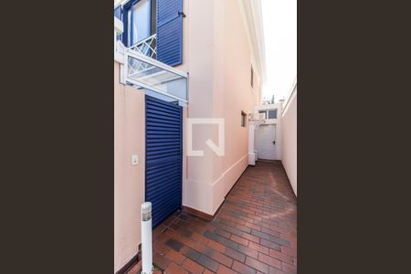 Casa de condomínio à venda com 200m², 4 quartos e 2 vagas Casa de condomínio à venda com 200m², 4 quartos e 2 vagasÁrea comum