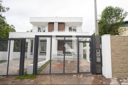 Casa à venda com 284m², 3 quartos e 4 vagasFachada