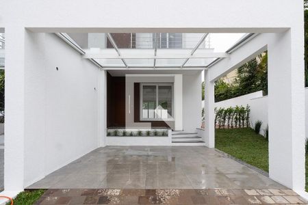 Casa à venda com 284m², 3 quartos e 4 vagasFachada