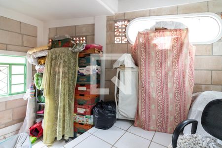 Casa à venda com 250m², 4 quartos e 4 vagasSalão