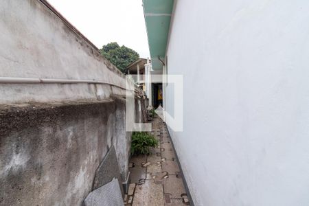 Casa à venda com 250m², 4 quartos e 4 vagasCorredor de Entrada