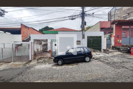 Casa à venda com 250m², 4 quartos e 4 vagasFachada