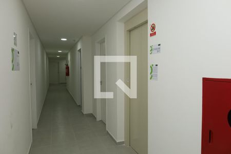 Apartamento à venda com 45m², 2 quartos e 1 vagaÁrea comum - Saguão do andar
