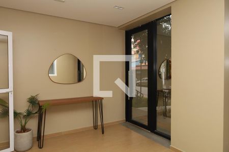 Apartamento à venda com 45m², 2 quartos e 1 vagaÁrea comum - Saguão do condomínio