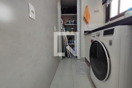 Apartamento à venda com 105m², 3 quartos e 2 vagasÁrea de Serviço