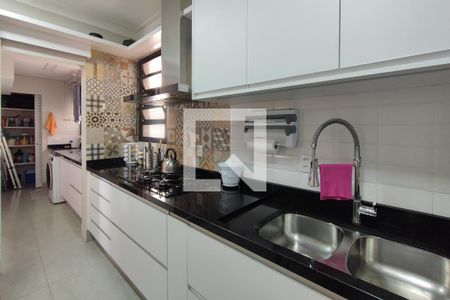 Apartamento à venda com 105m², 3 quartos e 2 vagasCozinha