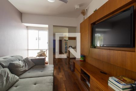 Casa de condomínio à venda com 360m², 3 quartos e 4 vagas Casa de condomínio à venda com 360m², 3 quartos e 4 vagasSala 2