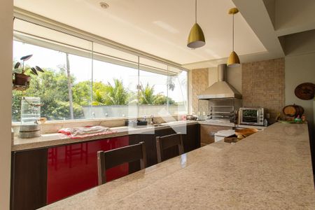 Casa de condomínio à venda com 360m², 3 quartos e 4 vagas Casa de condomínio à venda com 360m², 3 quartos e 4 vagasCozinha 2