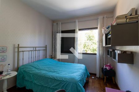 Casa de condomínio à venda com 360m², 3 quartos e 4 vagas Casa de condomínio à venda com 360m², 3 quartos e 4 vagasQuarto 2