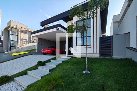 Casa de condomínio à venda com 210m², 3 quartos e 4 vagasGaragem - Fachada