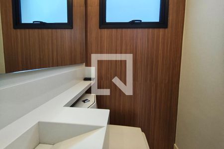 Casa de condomínio à venda com 210m², 3 quartos e 4 vagasLavabo