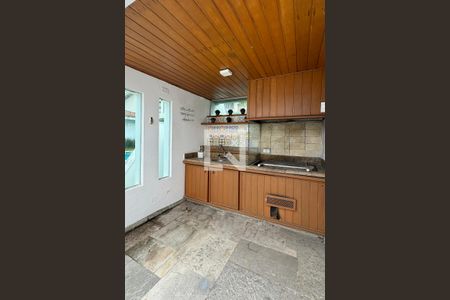 Casa de condomínio para alugar com 486m², 4 quartos e 8 vagasChurrasqueira