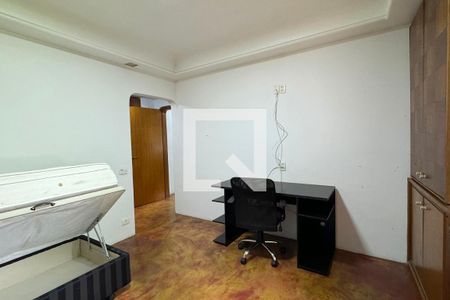 Casa de condomínio para alugar com 486m², 4 quartos e 8 vagasSuíte 4