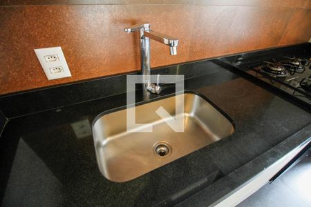 Apartamento à venda com 120m², 1 quarto e 2 vagas Apartamento à venda com 120m², 1 quarto e 2 vagasCozinha e Área de Serviço (Pia)