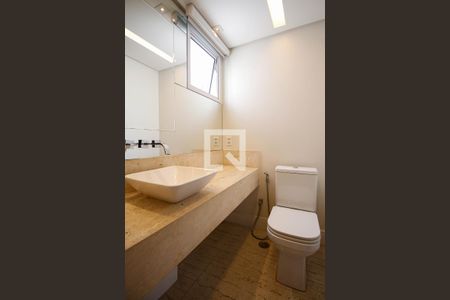 Apartamento à venda com 120m², 1 quarto e 2 vagas Apartamento à venda com 120m², 1 quarto e 2 vagasBanheiro Social