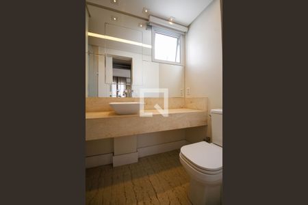 Apartamento à venda com 120m², 1 quarto e 2 vagas Apartamento à venda com 120m², 1 quarto e 2 vagasBanheiro Social