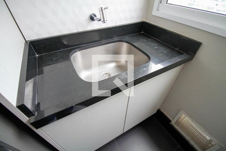 Apartamento à venda com 120m², 1 quarto e 2 vagas Apartamento à venda com 120m², 1 quarto e 2 vagasCozinha e Área de Serviço (Tanque)