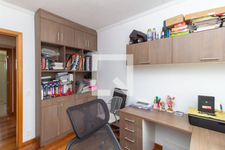 Apartamento para alugar com 205m², 4 quartos e 3 vagas Apartamento para alugar com 205m², 4 quartos e 3 vagasQuarto 4