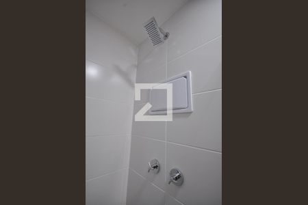 Banheiro de apartamento para alugar com 1 quarto, 26m² em Tucuruvi, São Paulo