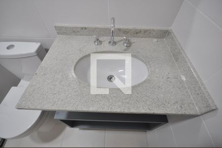 Banheiro de apartamento para alugar com 1 quarto, 26m² em Tucuruvi, São Paulo