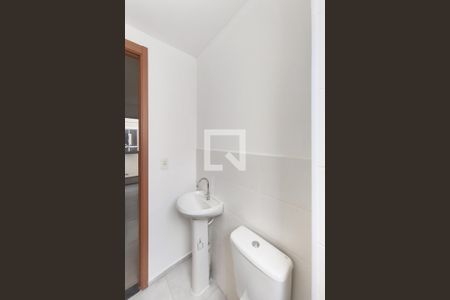 Apartamento para alugar com 60m², 2 quartos e sem vaga Apartamento para alugar com 60m², 2 quartos e sem vagaBanheiro