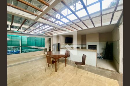 Apartamento à venda com 221m², 4 quartos e 4 vagas Apartamento à venda com 221m², 4 quartos e 4 vagasÁrea comum