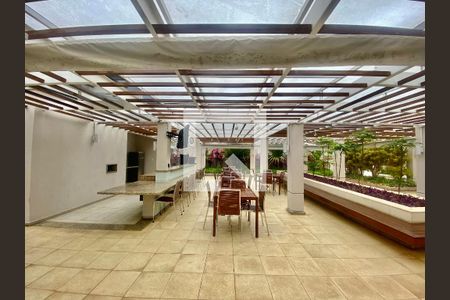 Apartamento à venda com 221m², 4 quartos e 4 vagas Apartamento à venda com 221m², 4 quartos e 4 vagasÁrea comum