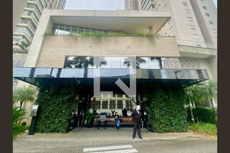 Apartamento à venda com 221m², 4 quartos e 4 vagas Apartamento à venda com 221m², 4 quartos e 4 vagasFachada