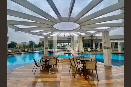 Apartamento à venda com 221m², 4 quartos e 4 vagas Apartamento à venda com 221m², 4 quartos e 4 vagasÁrea comum