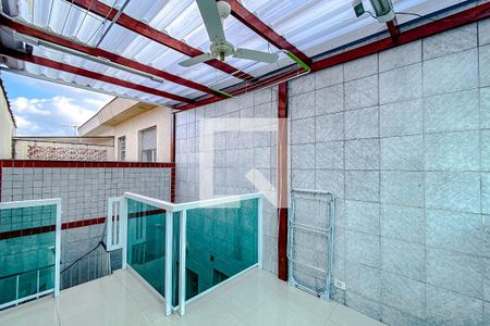 Casa à venda com 210m², 3 quartos e 5 vagasCobertura