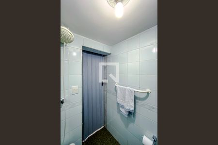 Casa à venda com 210m², 3 quartos e 5 vagasBanheiro de Serviço