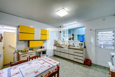 Casa à venda com 210m², 3 quartos e 5 vagasCozinha