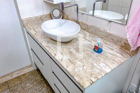 Casa à venda com 210m², 3 quartos e 5 vagasSuíte 1