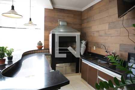 Casa de condomínio para alugar com 590m², 5 quartos e 8 vagasCozinha