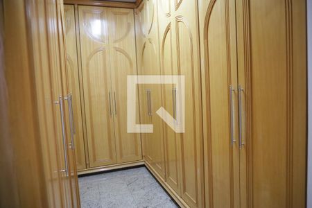 Casa de condomínio para alugar com 590m², 5 quartos e 8 vagasBanheiro