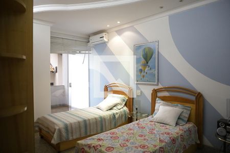 Casa de condomínio para alugar com 590m², 5 quartos e 8 vagasQuarto