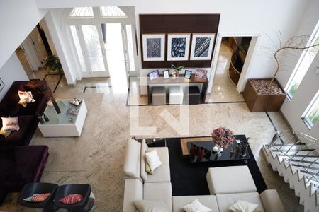 Casa de condomínio para alugar com 590m², 5 quartos e 8 vagasDetalhe